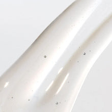 Load image into Gallery viewer, Hydrating Butter Lip Gloss SPF 30
